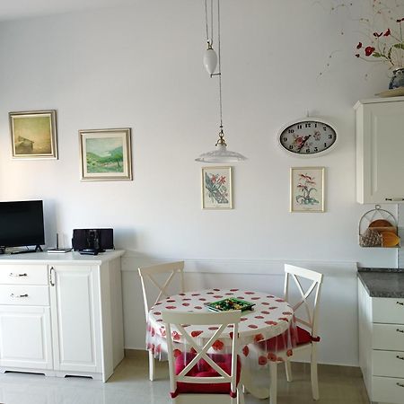 Annamaria Apartment Pula Luaran gambar